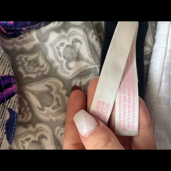 Pink - Victoria’s Secret Push Up Bra - Picture 6 of 7